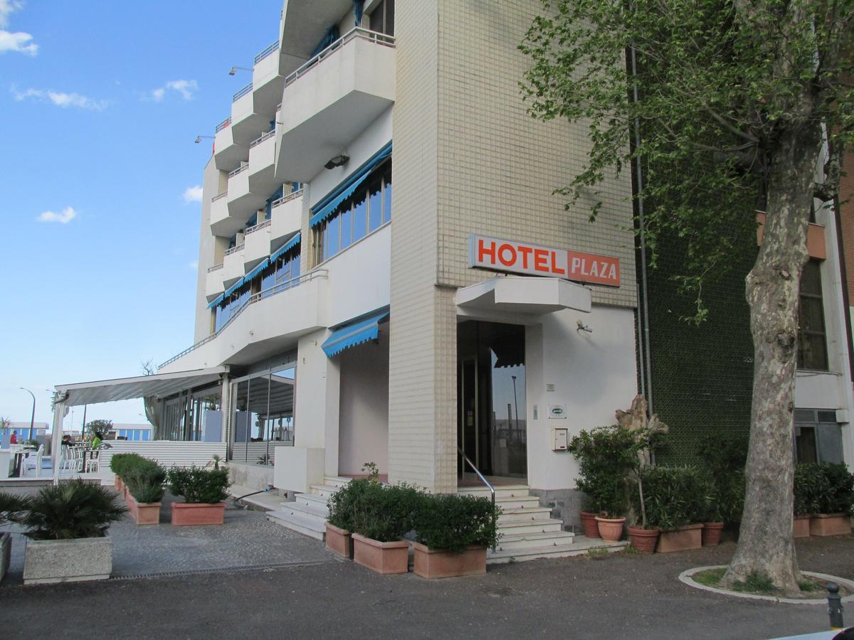 Hotel Plaza Fano Dış mekan fotoğraf