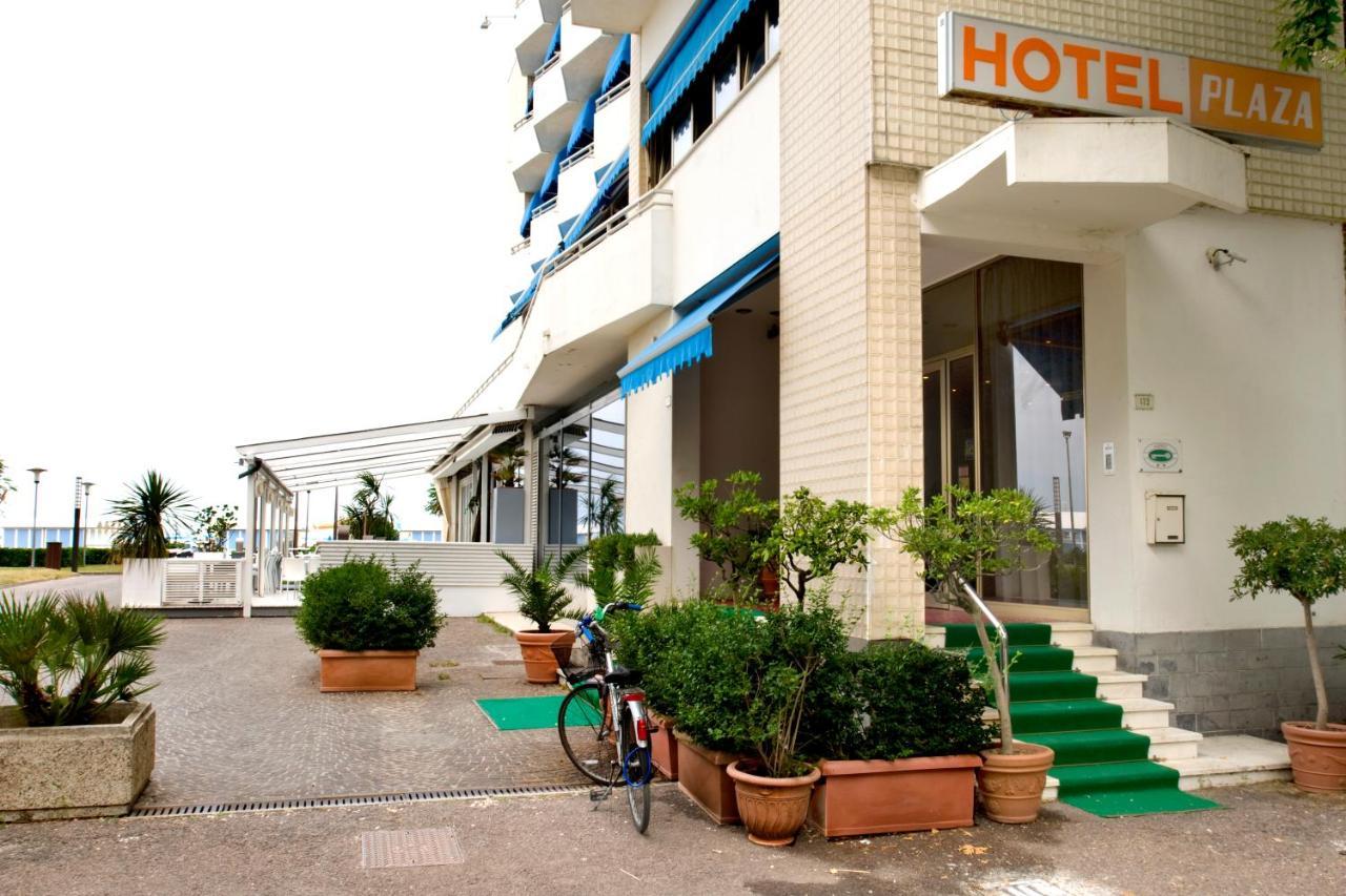 Hotel Plaza Fano Dış mekan fotoğraf